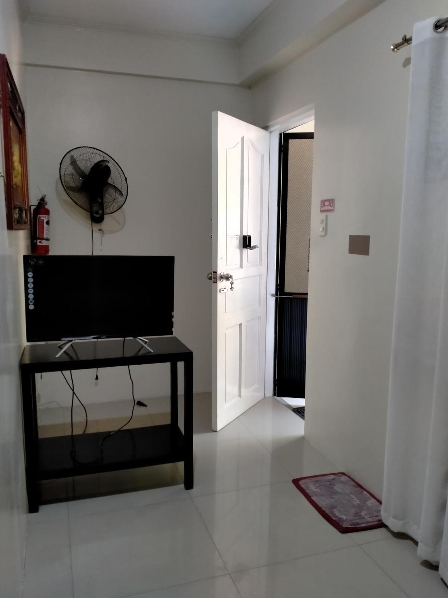 V.F. Riton Apartelle Laoag Quarto foto